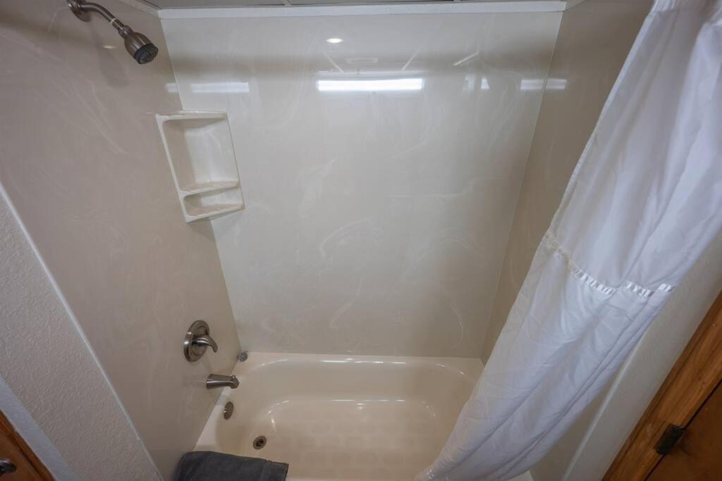 New Remodeled Direct Oceanfront Views Beach Cove Миртл-Бич Экстерьер фото